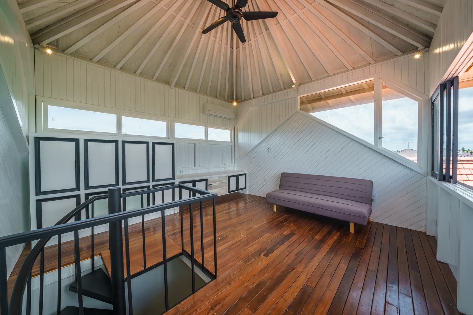 Gallery Image 9