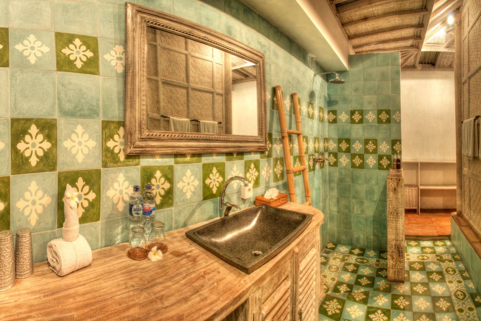 Gallery Image 619
