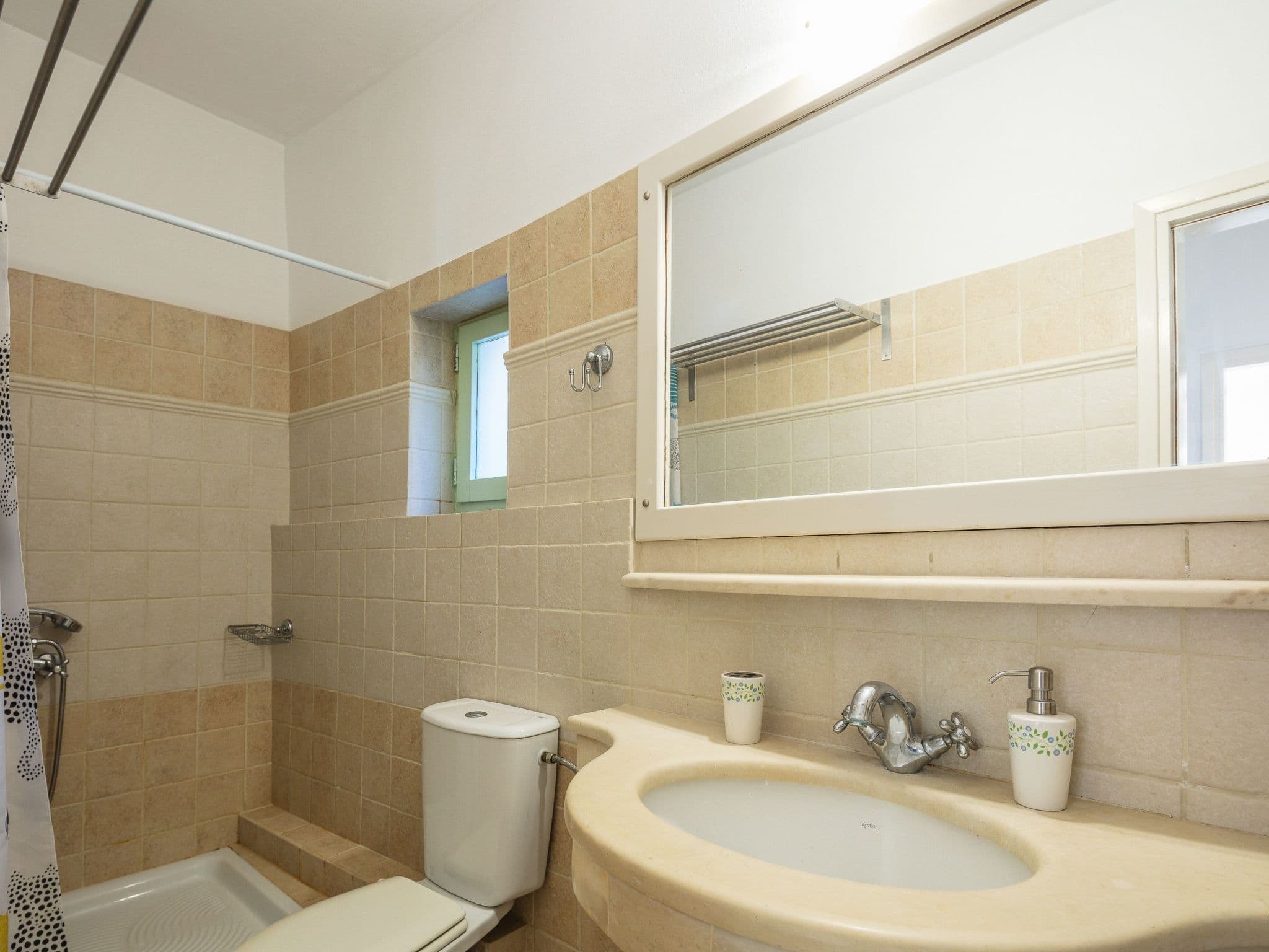 Gallery Image 38
