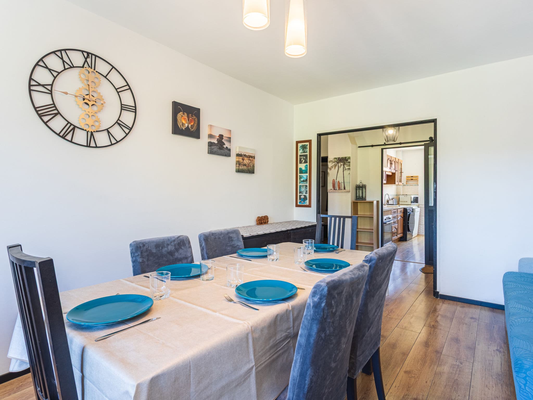 Kitchen / Dining Room