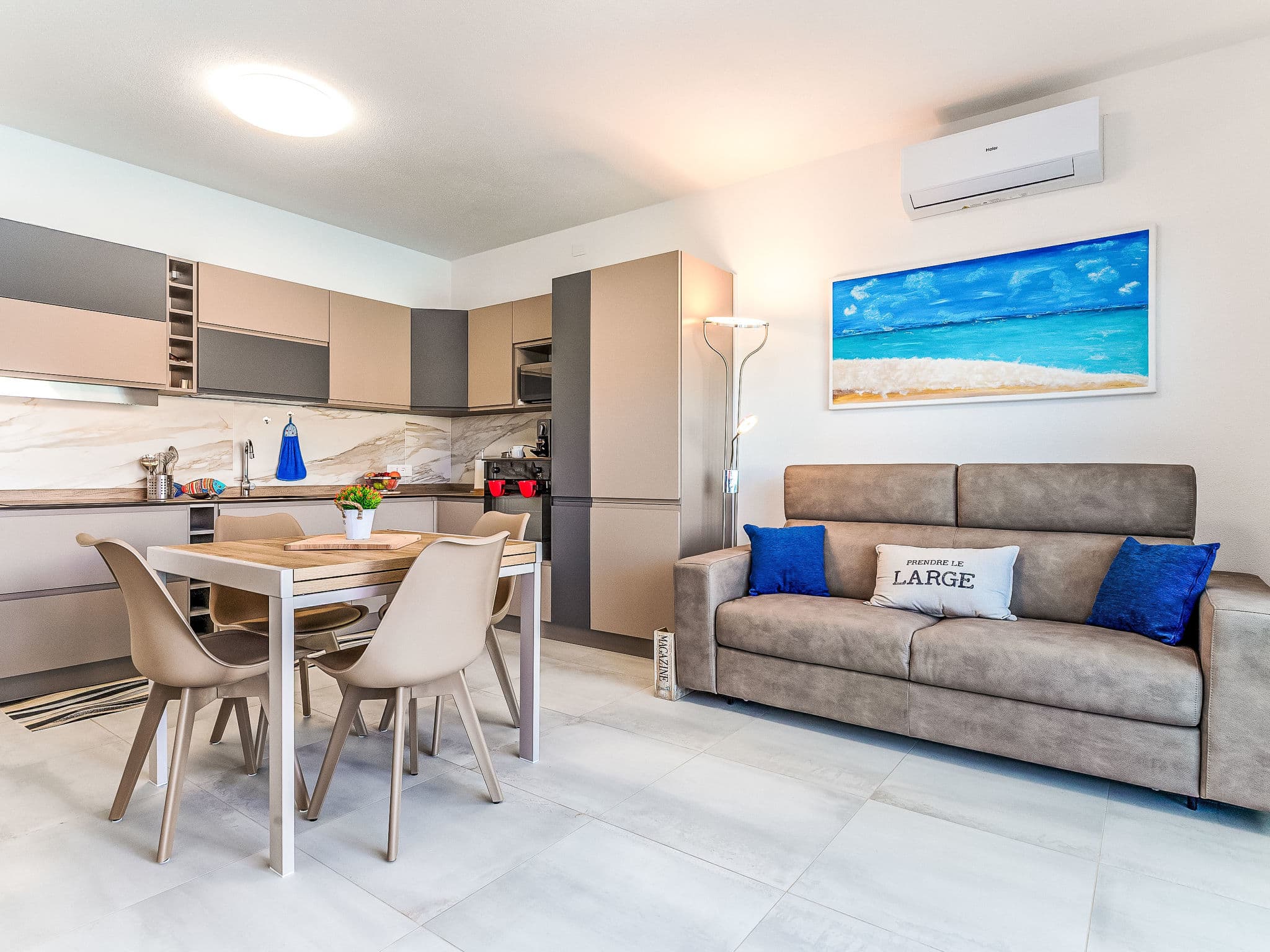 Kitchen / Dining Room