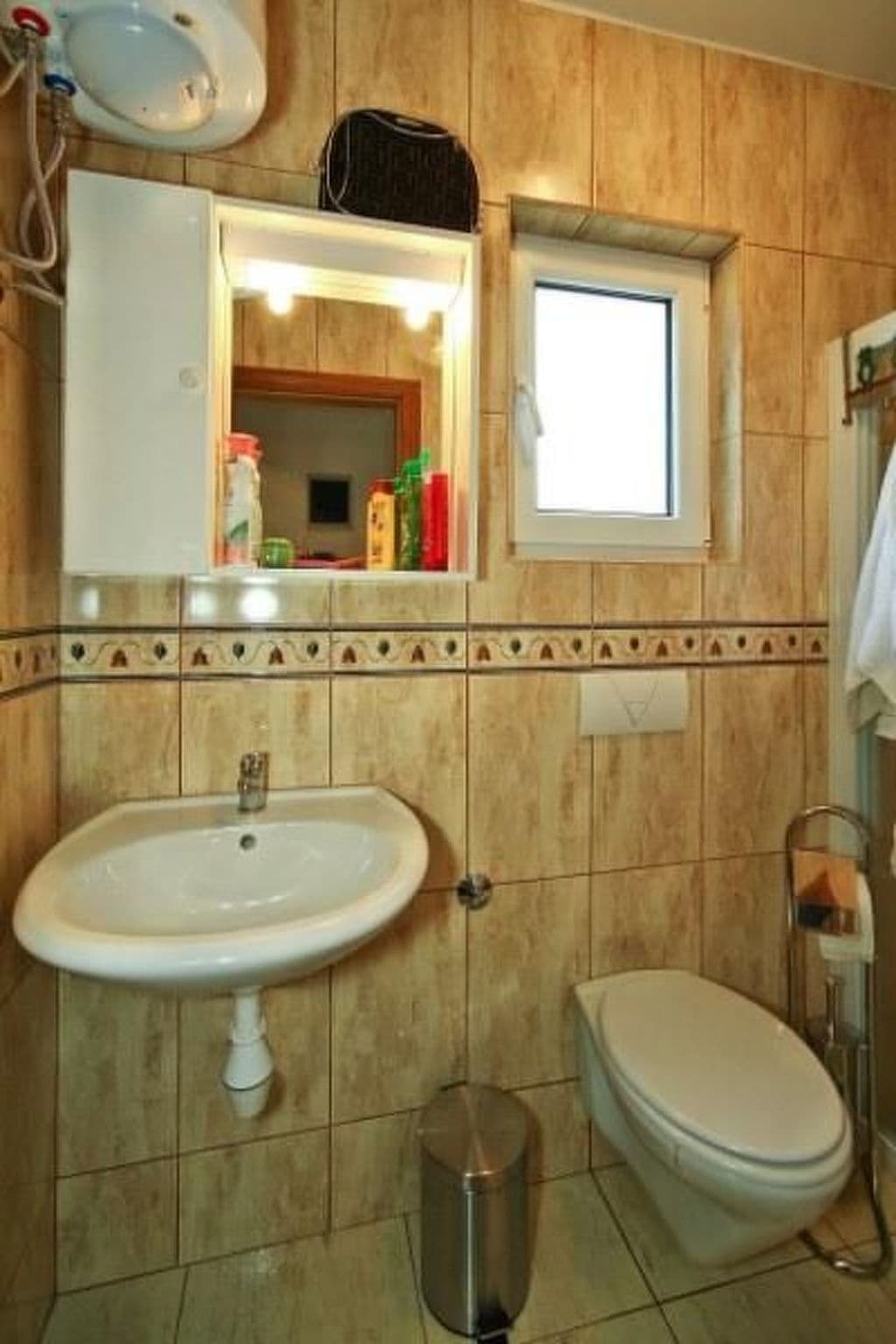 Gallery Image 19