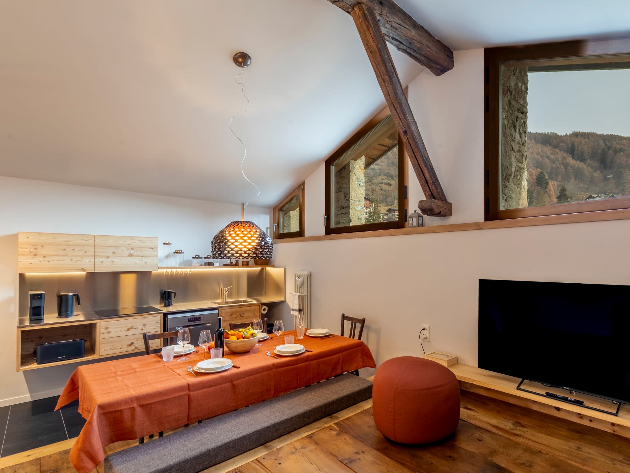 Kitchen / Dining Room