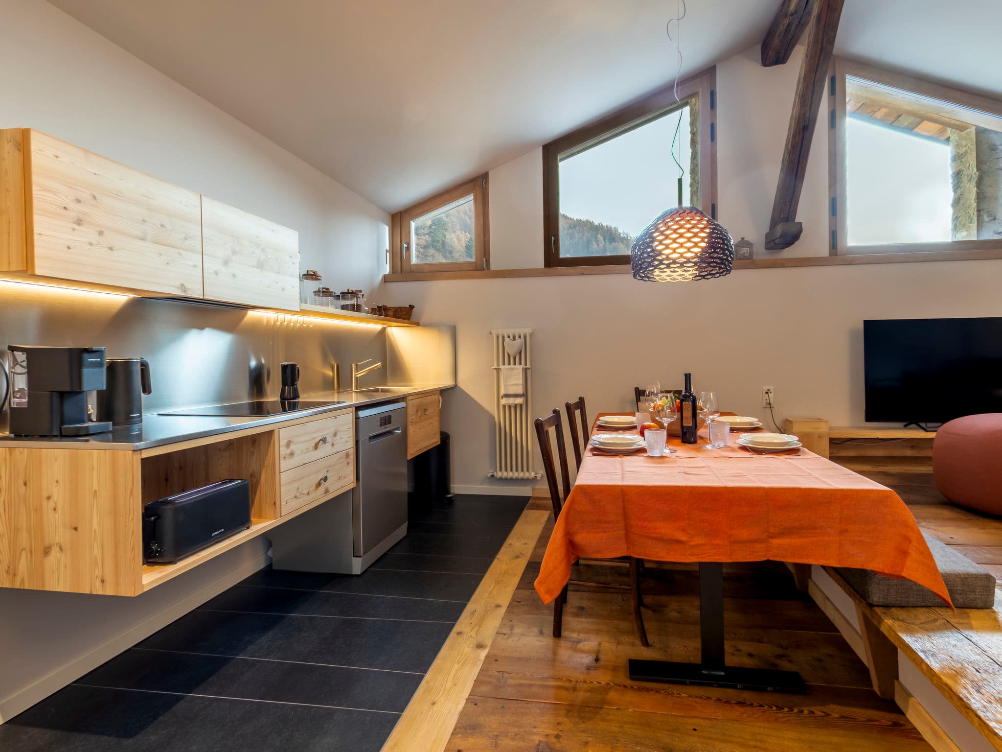 Kitchen / Dining Room