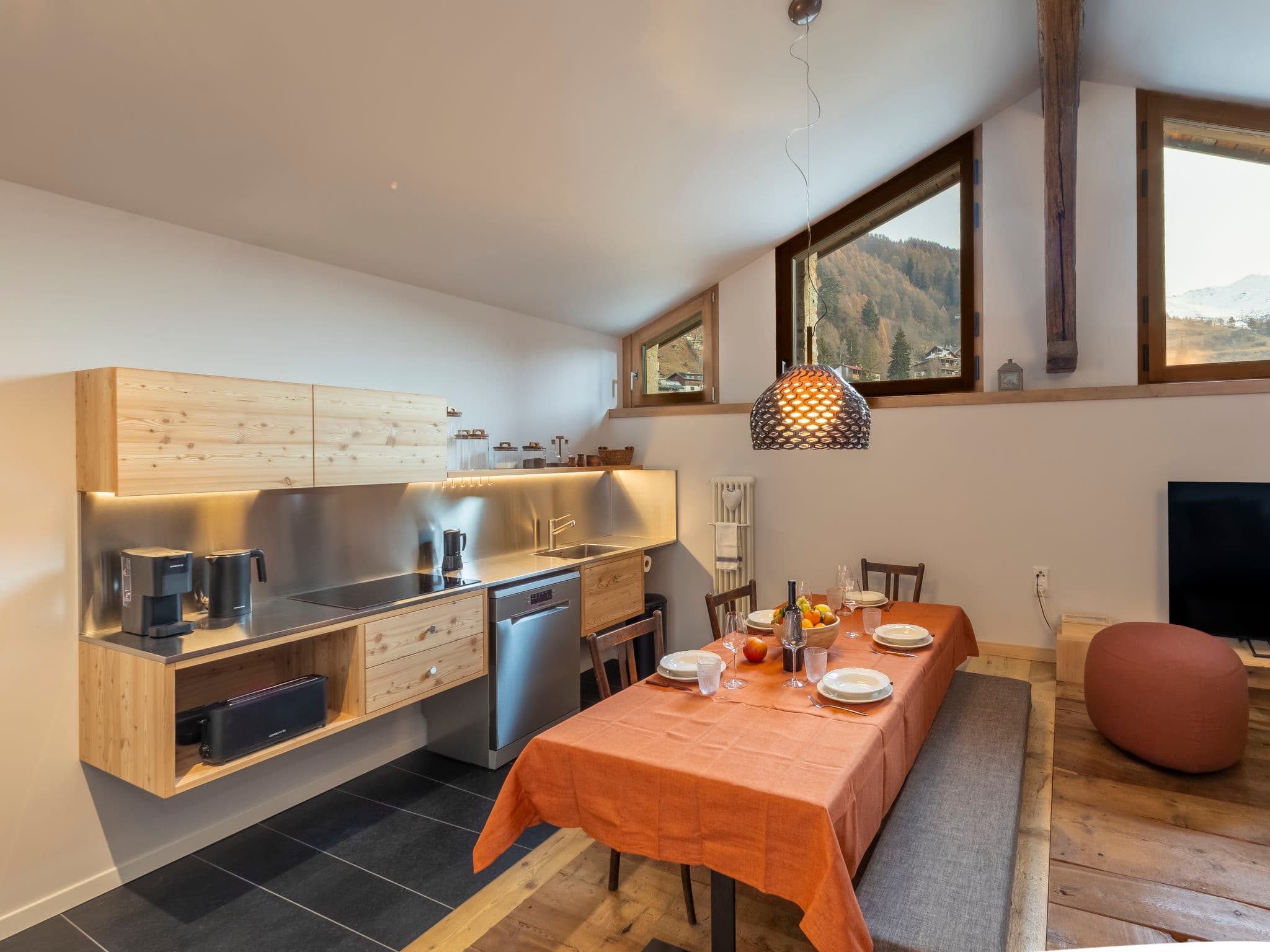 Kitchen / Dining Room