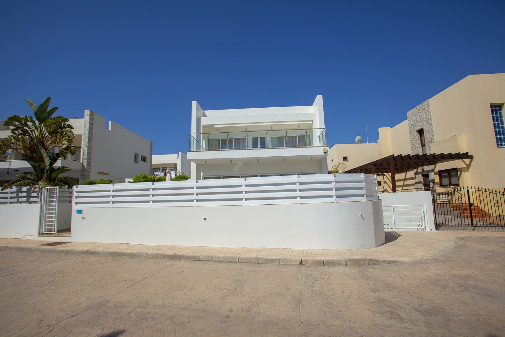 Gallery Image 50