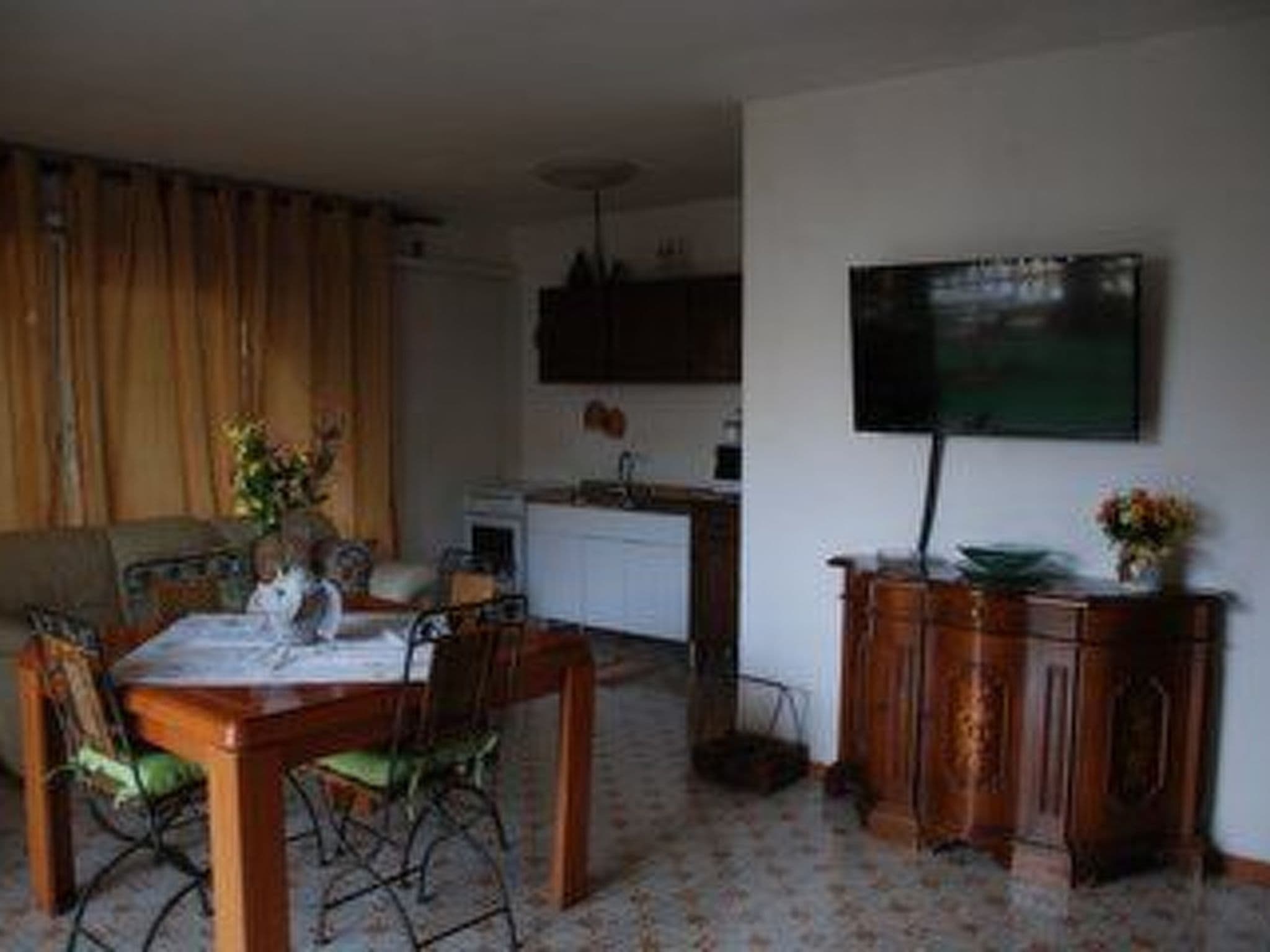 Gallery Image 16