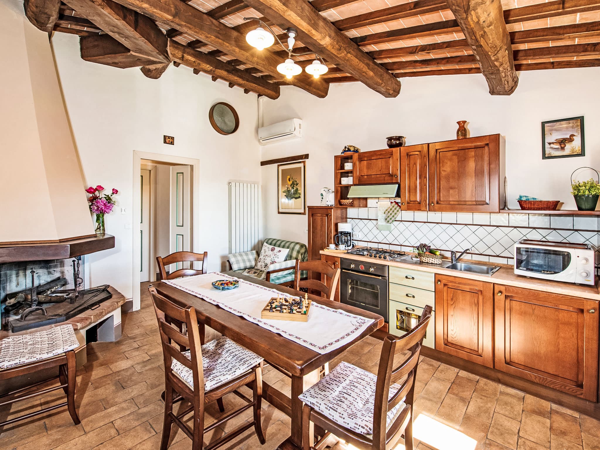 Kitchen / Dining Room
