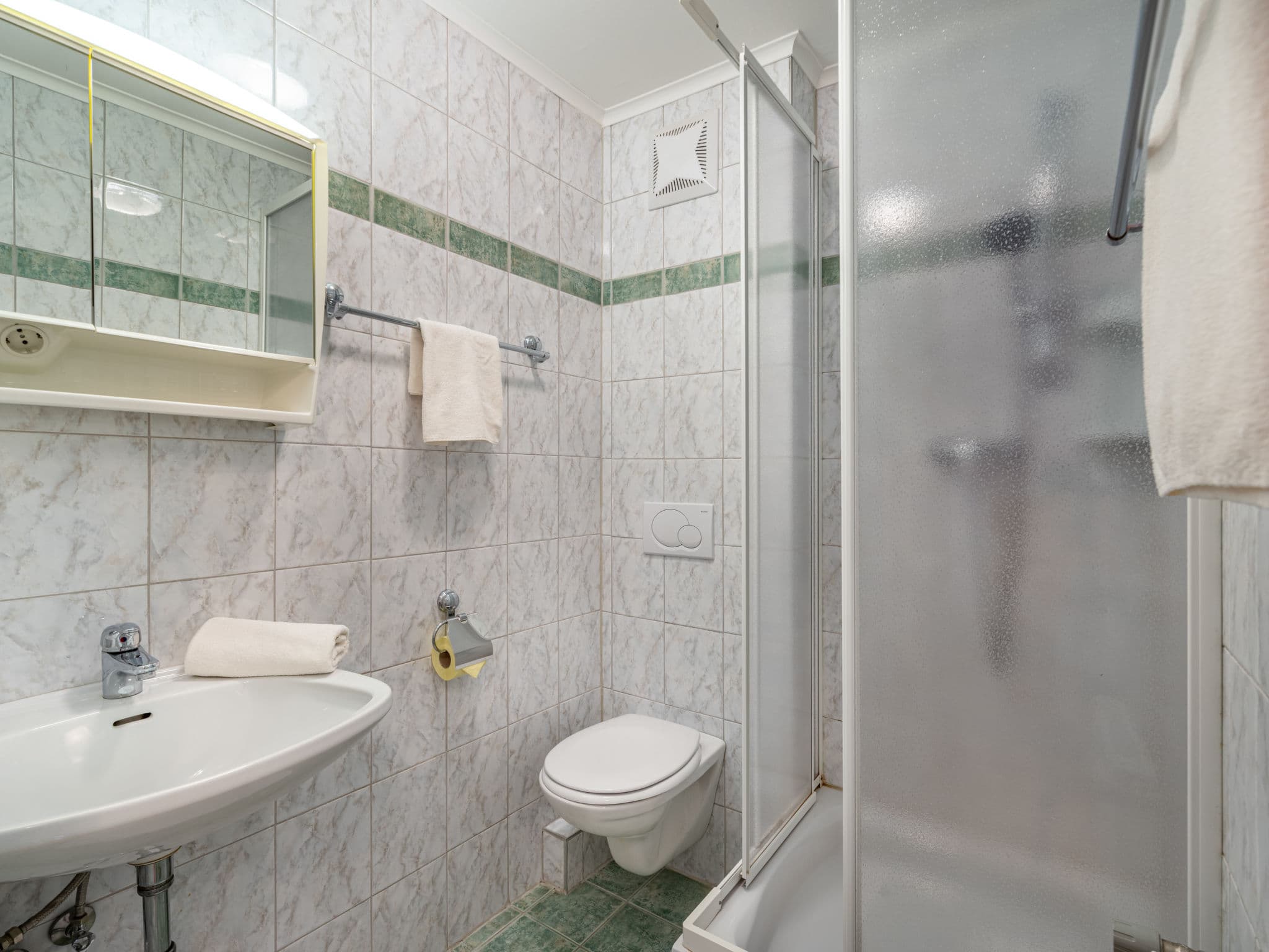 Bathroom / Wellness