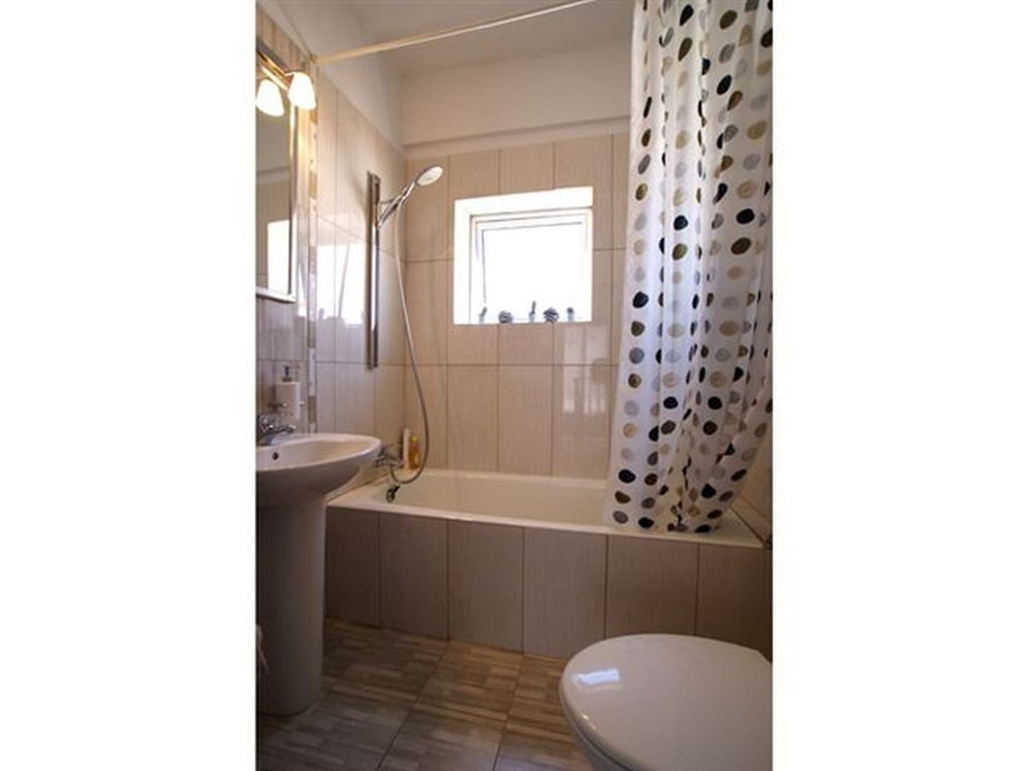Gallery Image 12