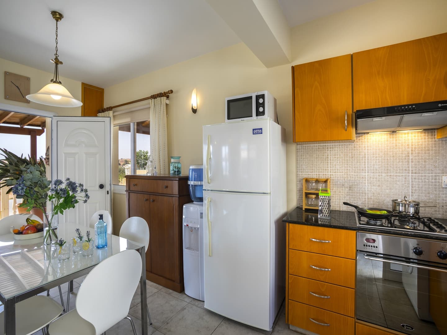 Gallery Image 15