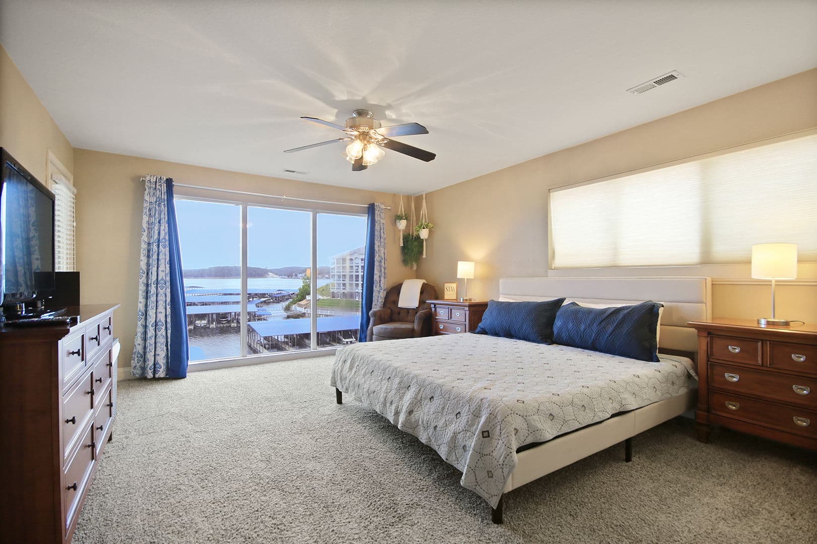 22-web-or-mls-Bridgepointe 400 (22)