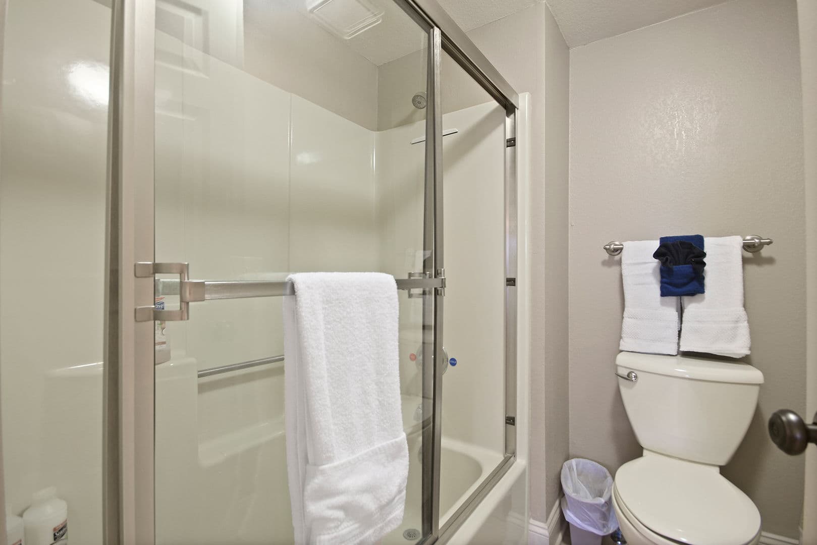 27-web-or-mls-Bridgepointe 400 (27)