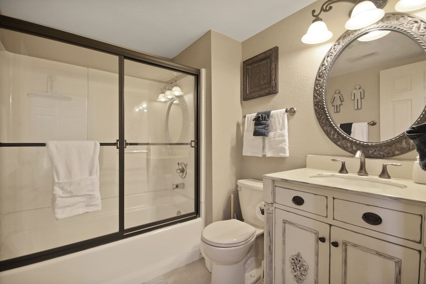 30-web-or-mls-Bridgepointe 400 (30)