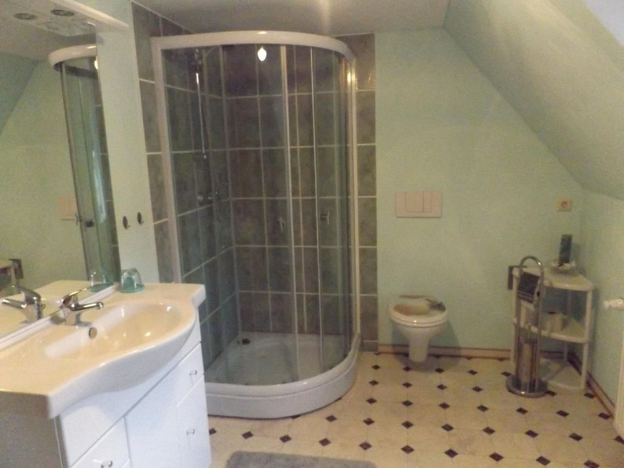Gallery Image 13