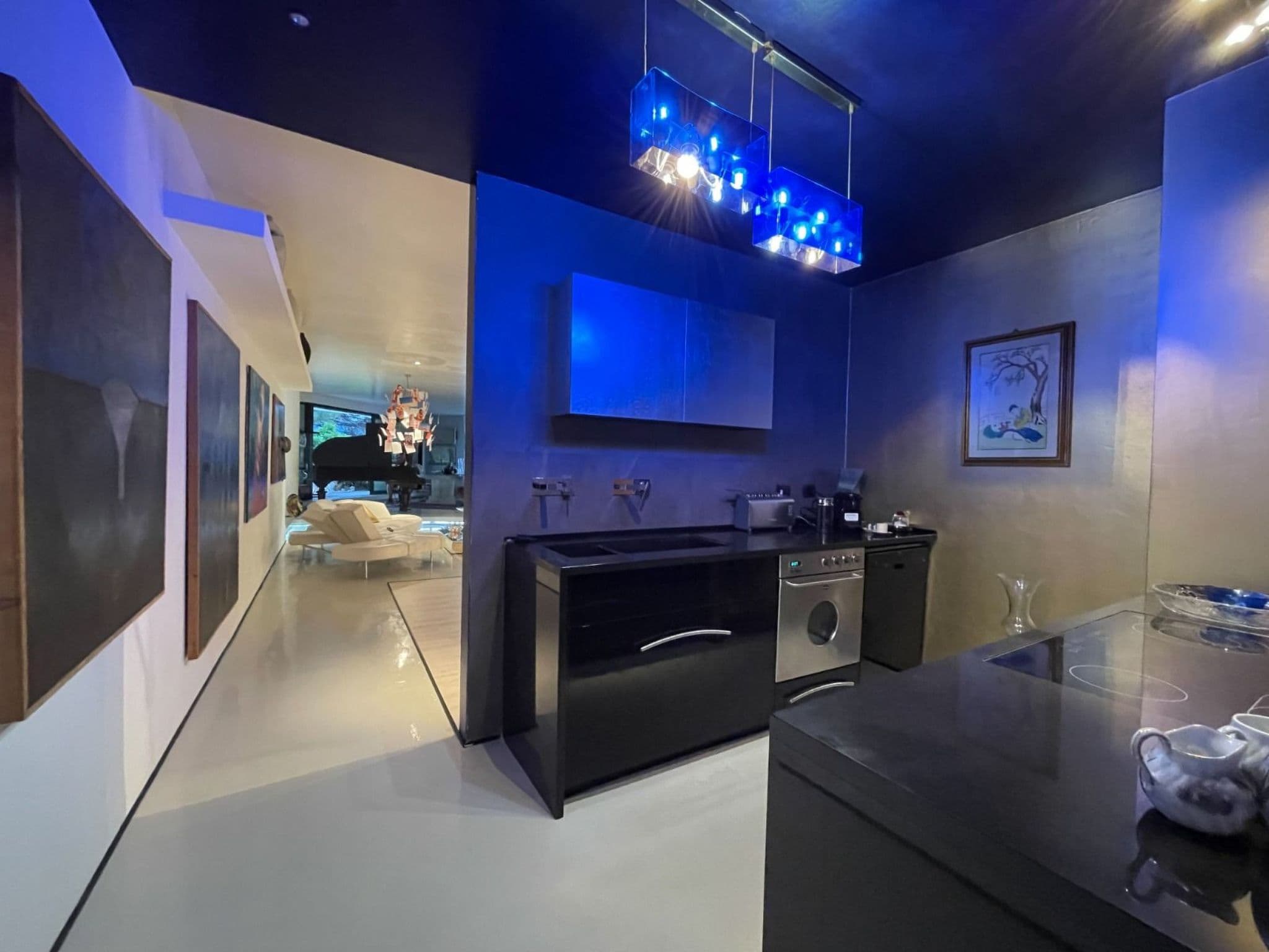 Gallery Image 12