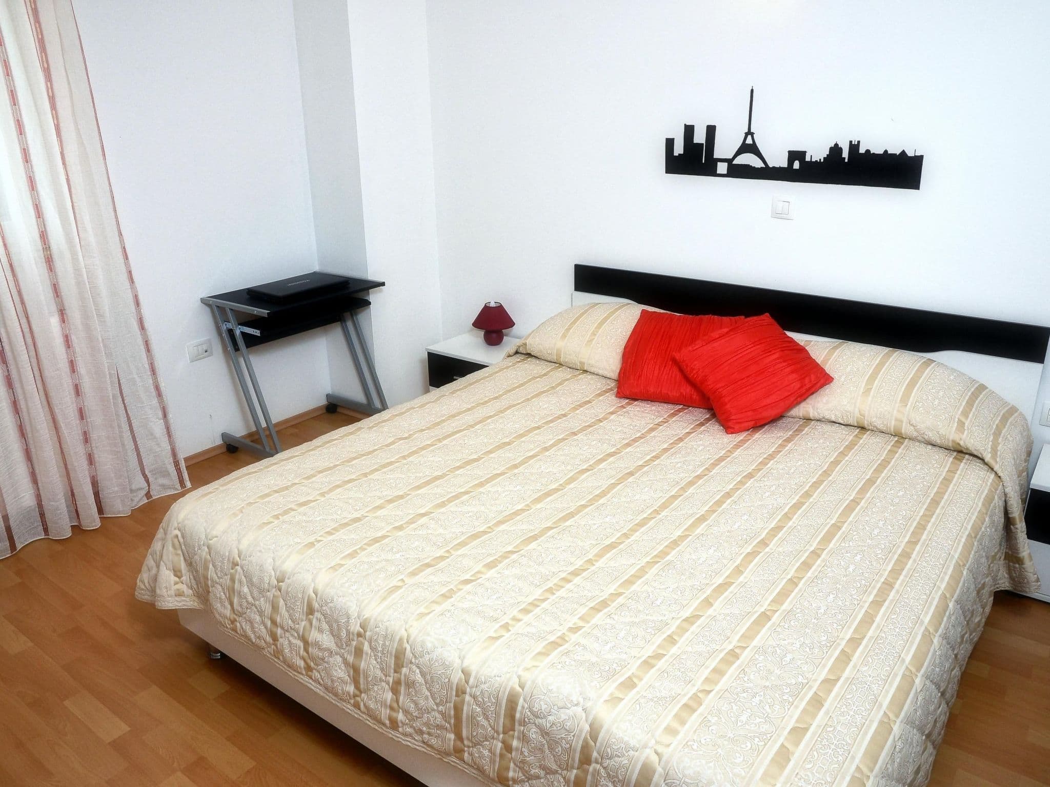 Gallery Image 13