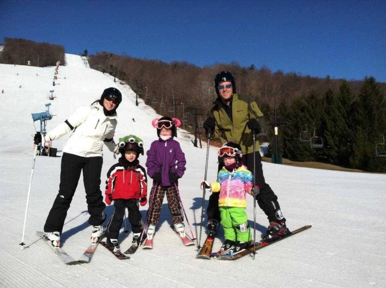 Skiing/snowboarding, winter hiking 10-22+- minutes from the home at Bristol Mountain,  Onanda Park, Ontario Park Gannett Hill, Cummings Nature Center etc