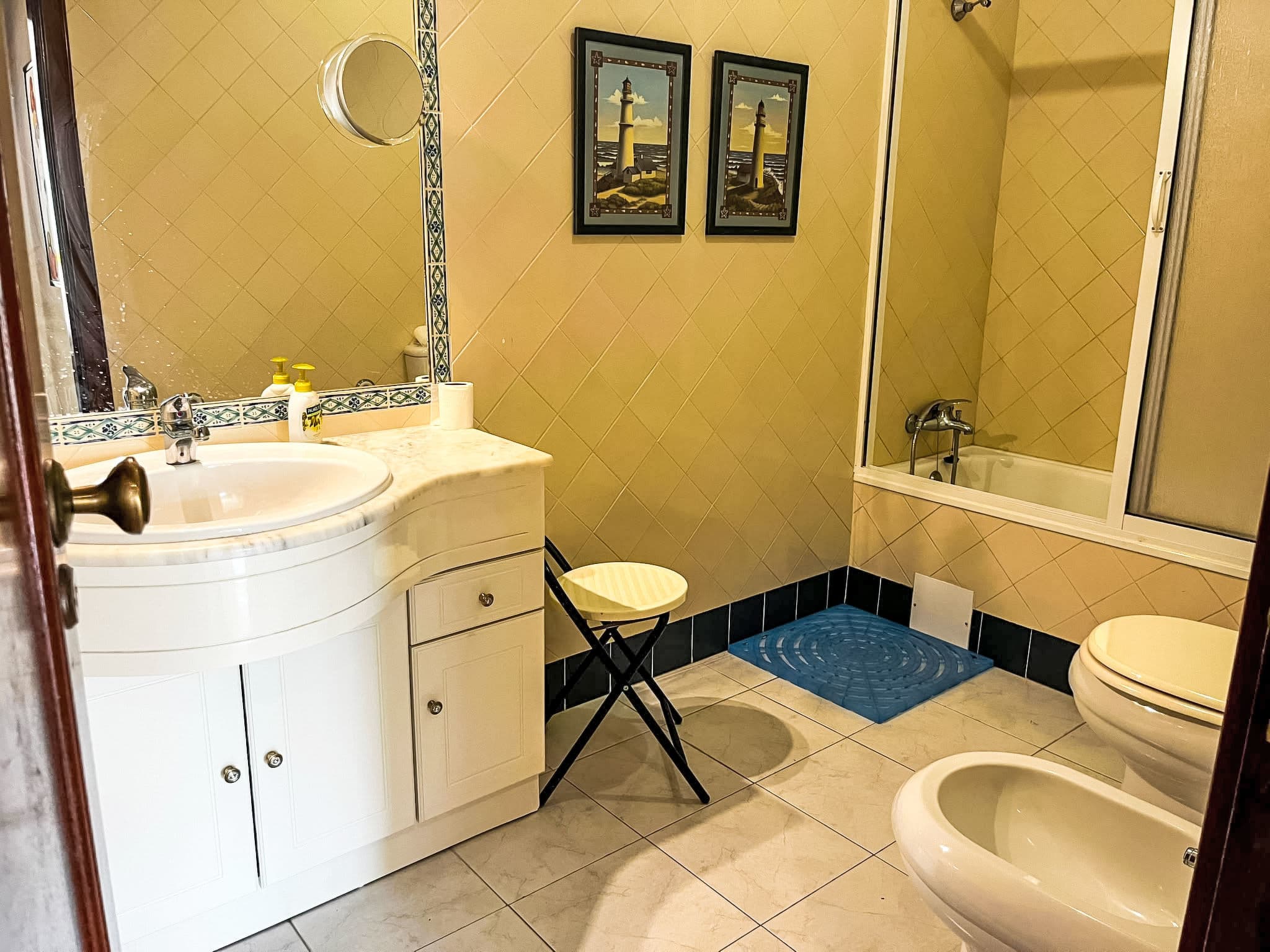 Bathroom / Wellness