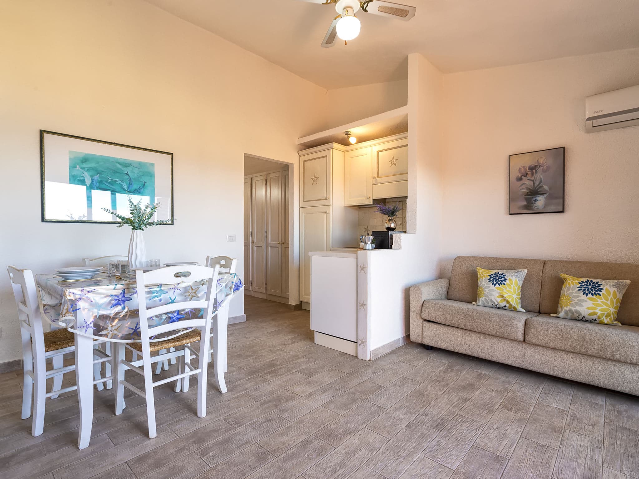 Kitchen / Dining Room