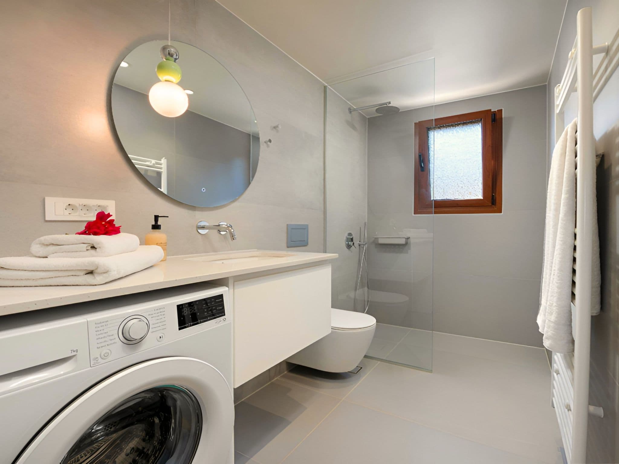 Bathroom / Wellness