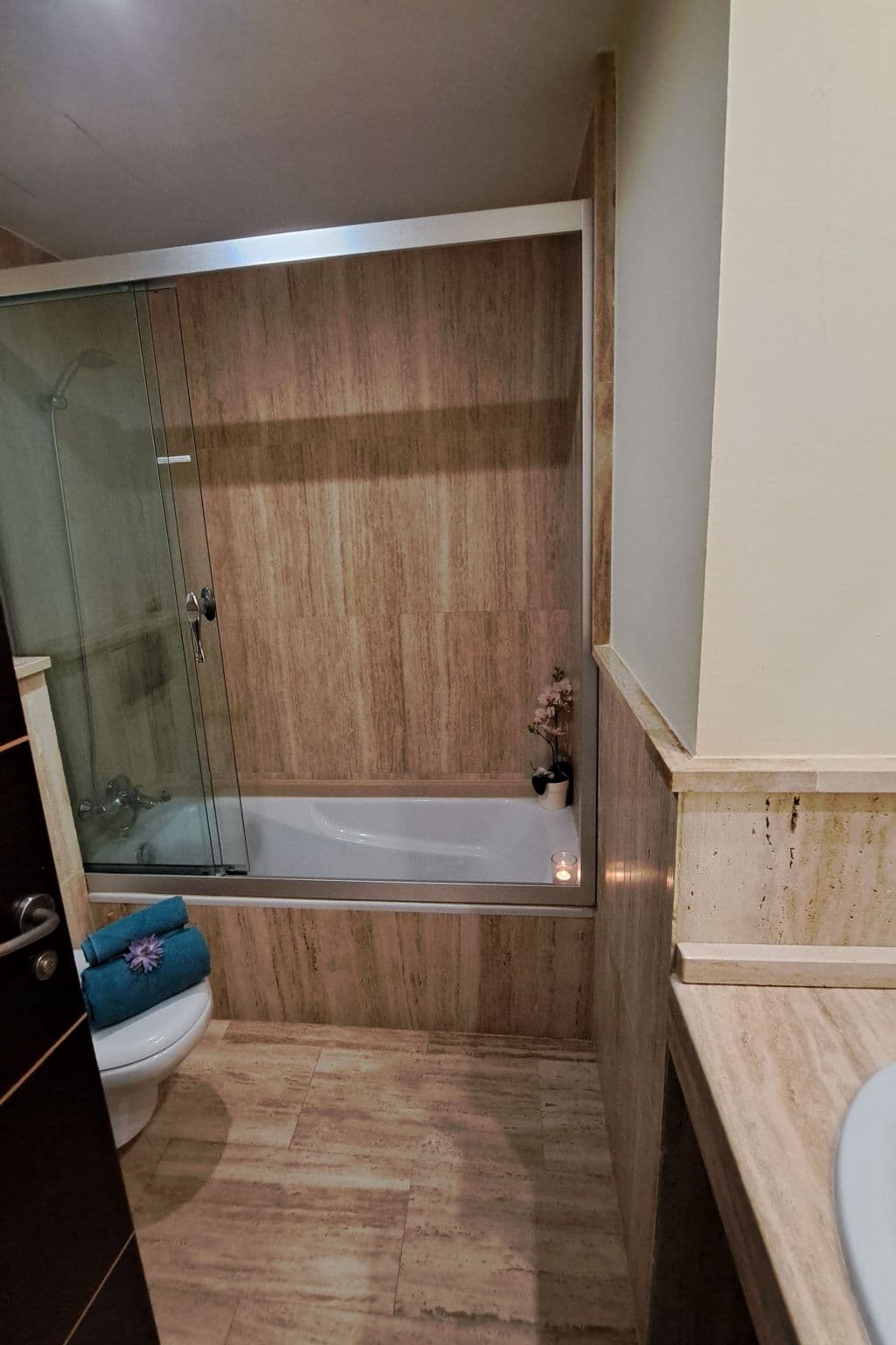 Gallery Image 22