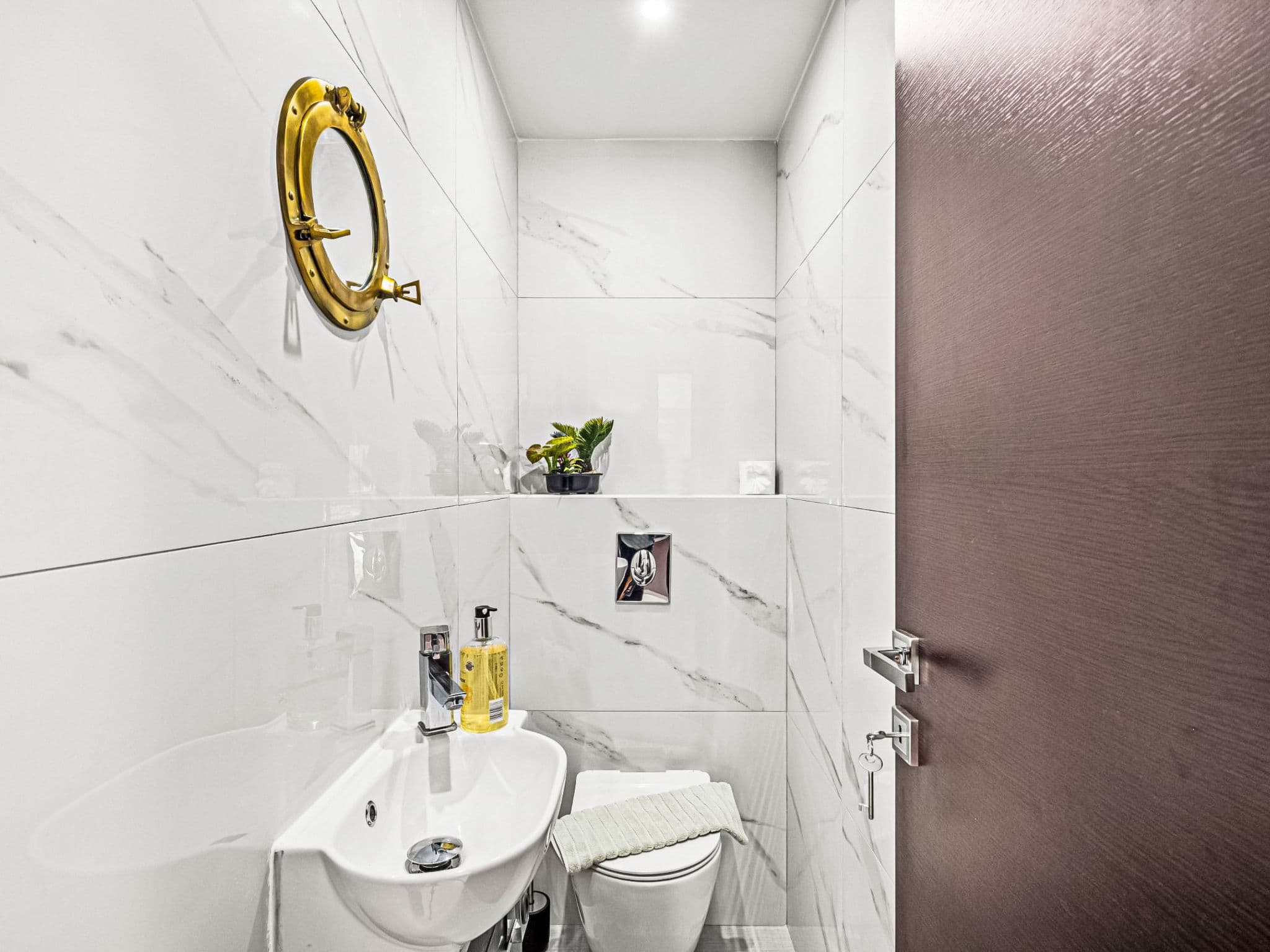 Bathroom / Wellness