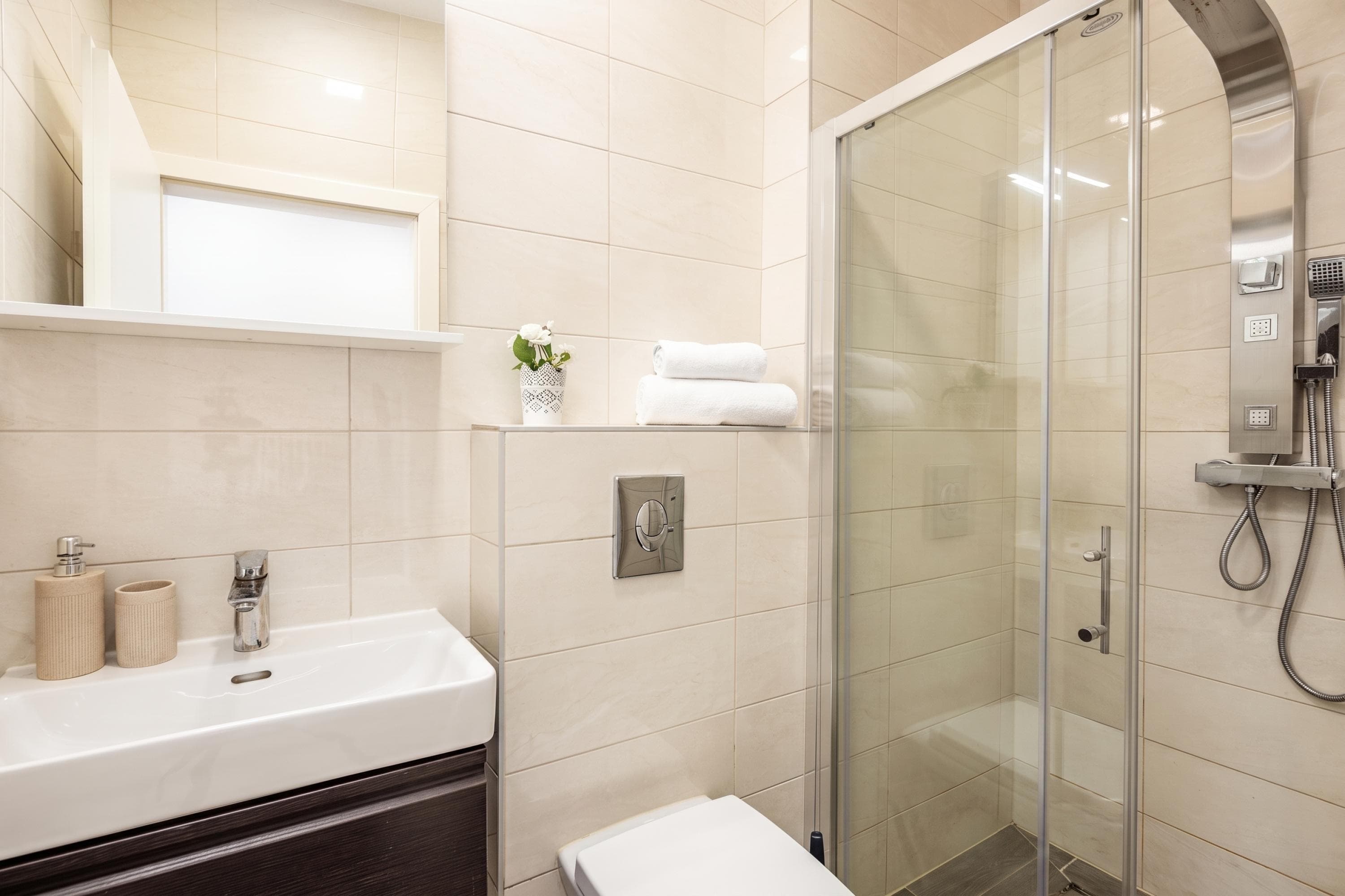 Gallery Image 28