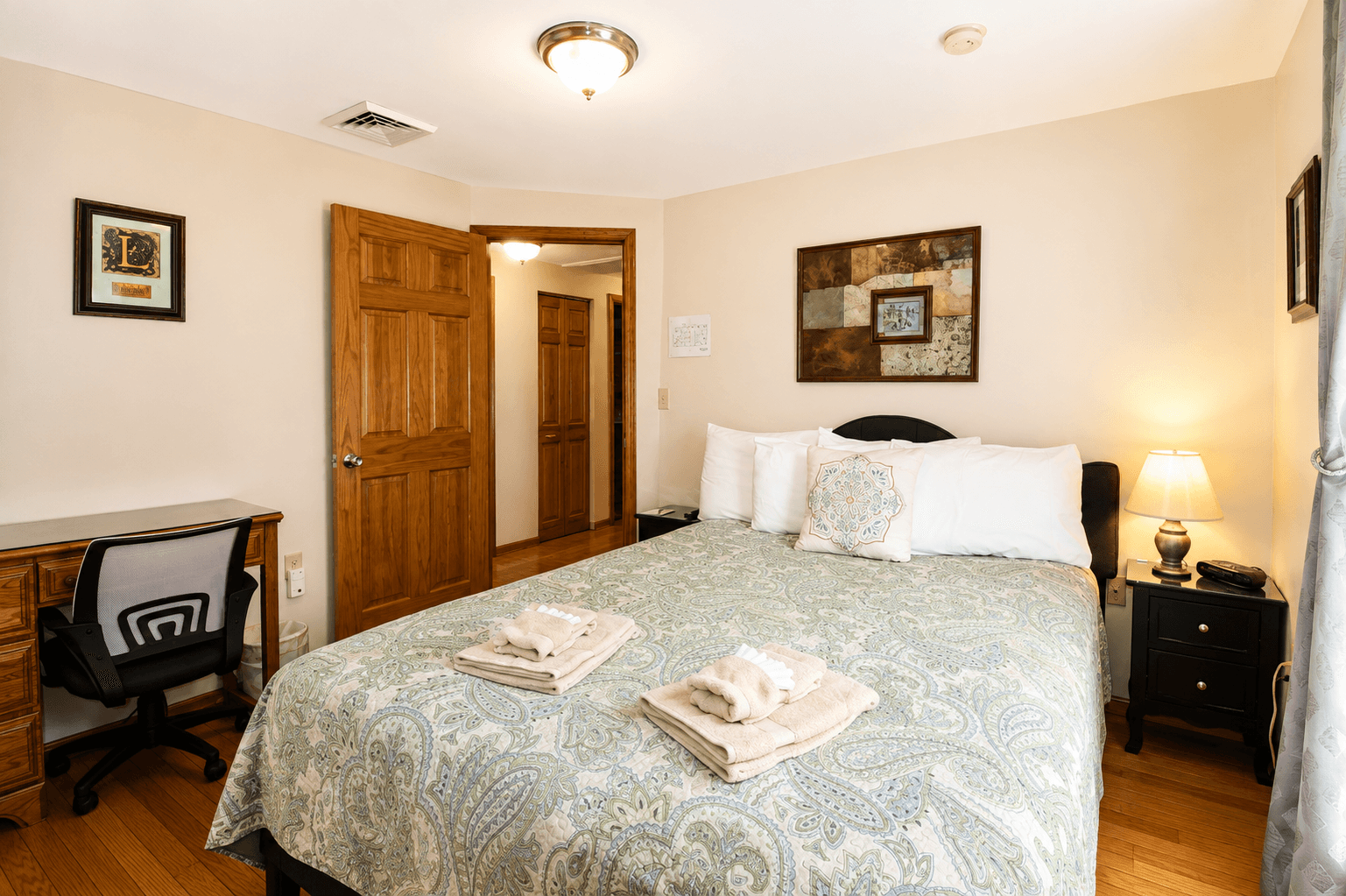Bedroom #2 with queen bed