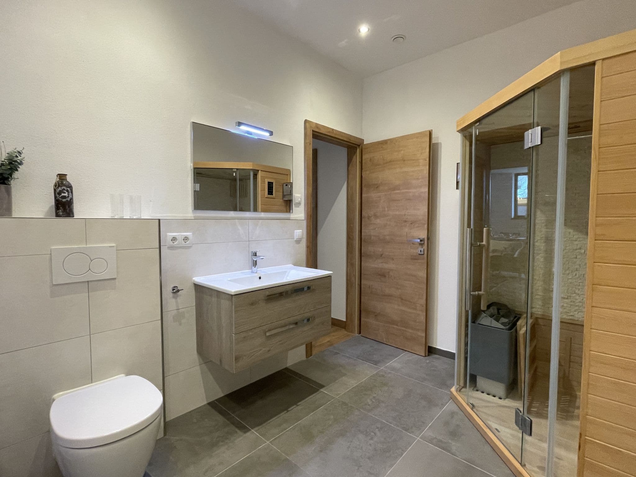 Bathroom / Wellness