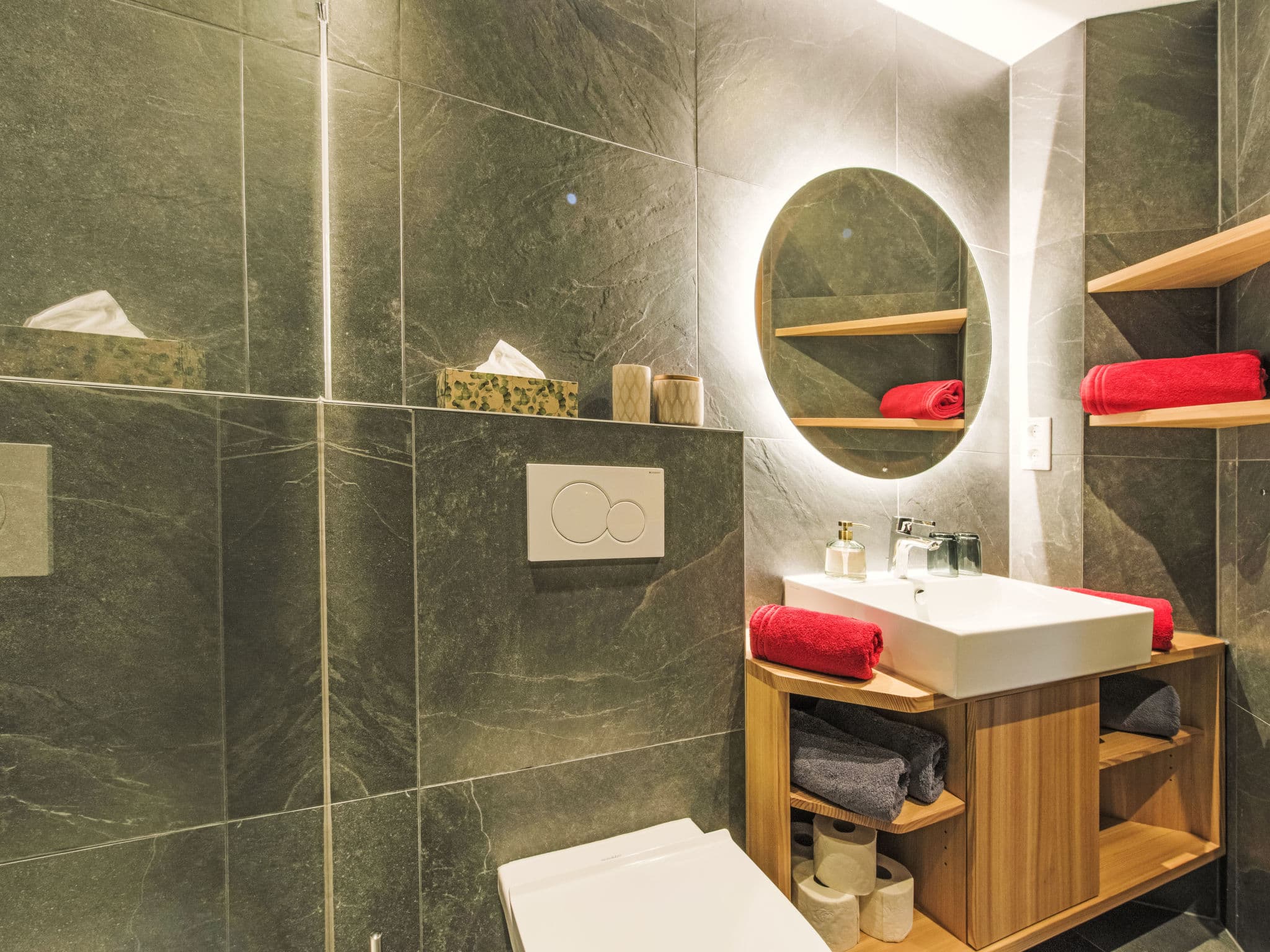 Bathroom / Wellness