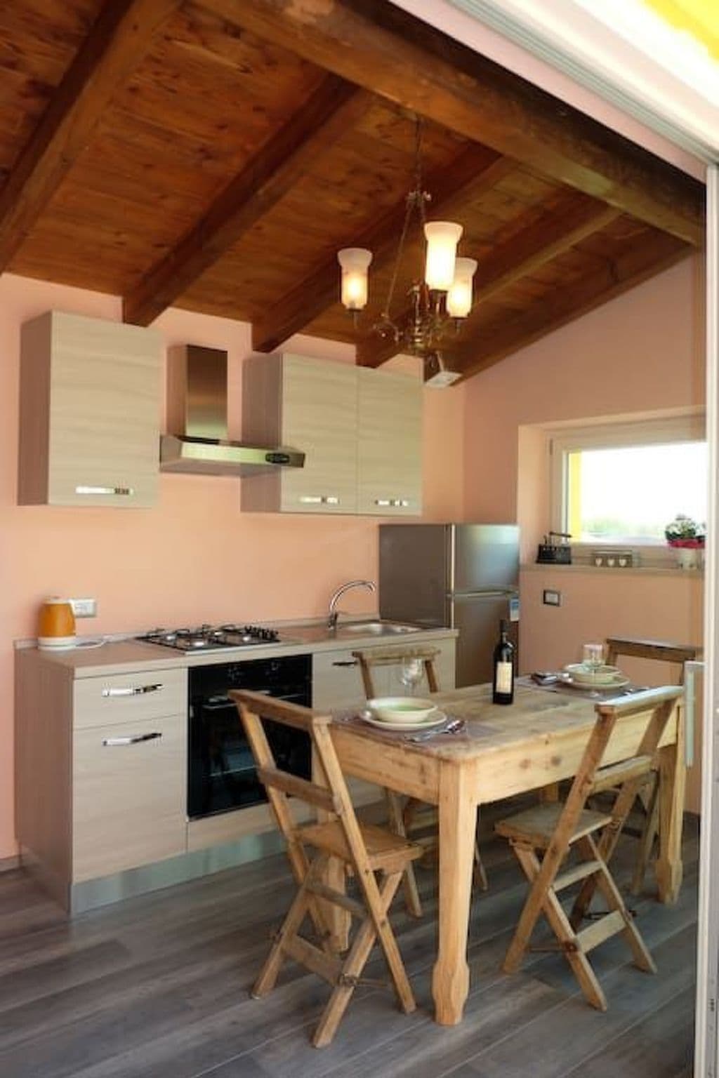 Kitchen / Dining Room