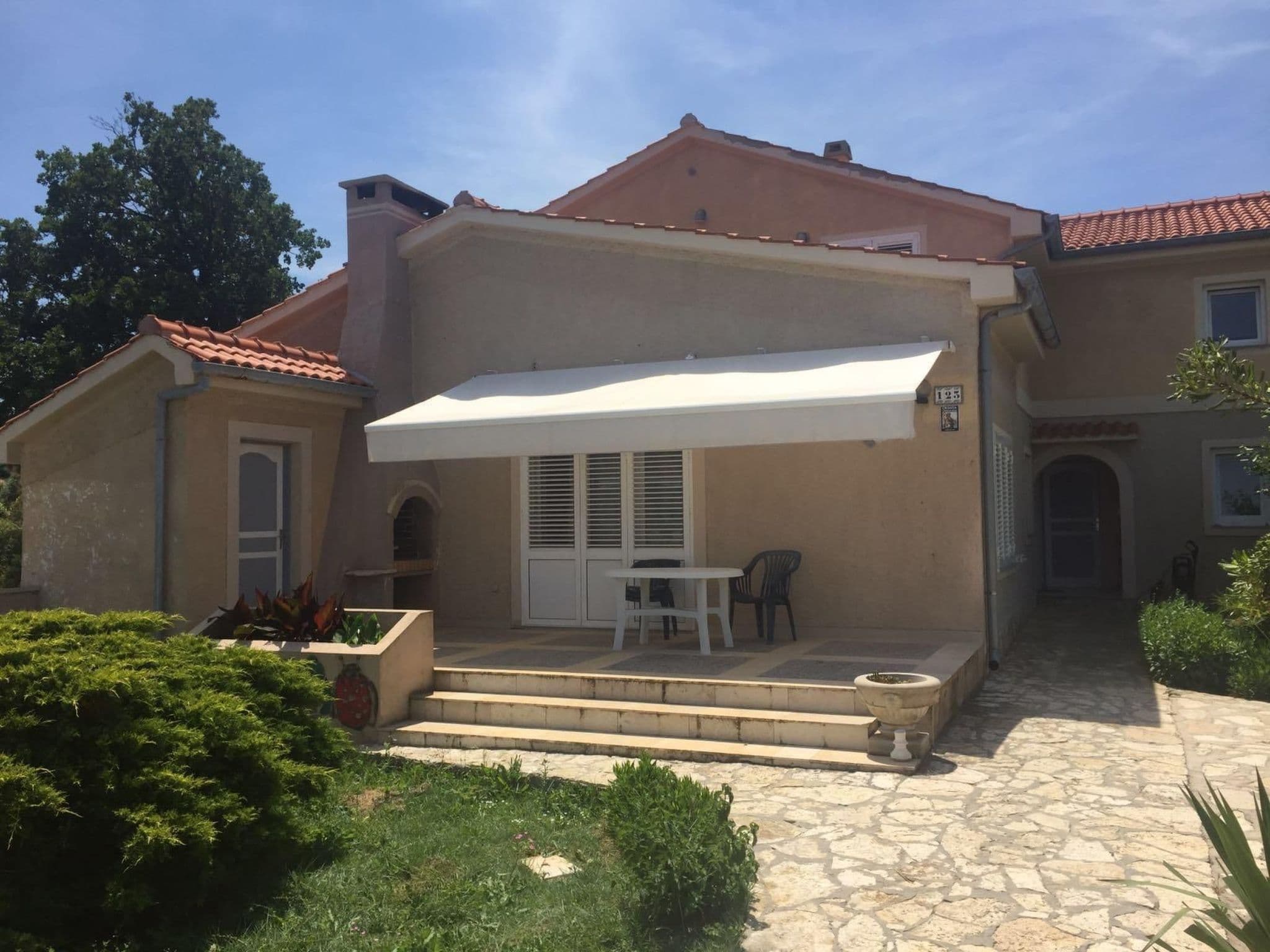 Gallery Image 14