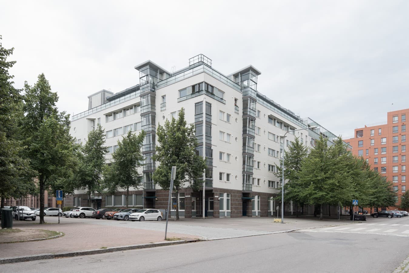 Messitytönkatu 8 B 25-35.jpg