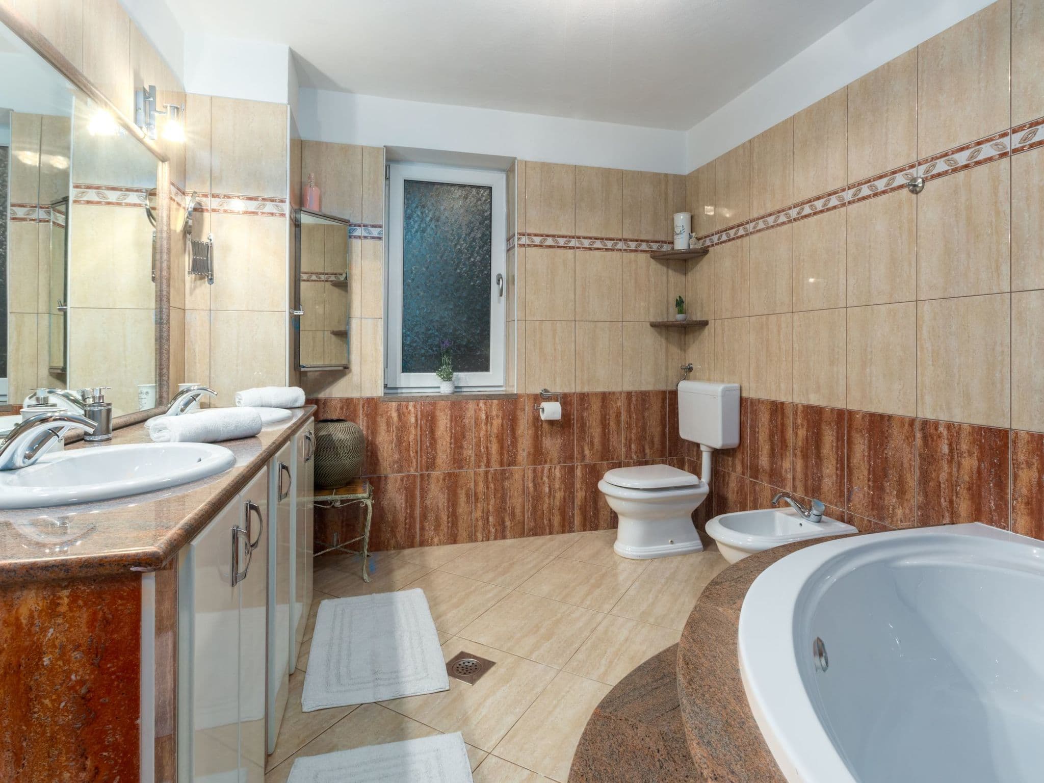 Gallery Image 21