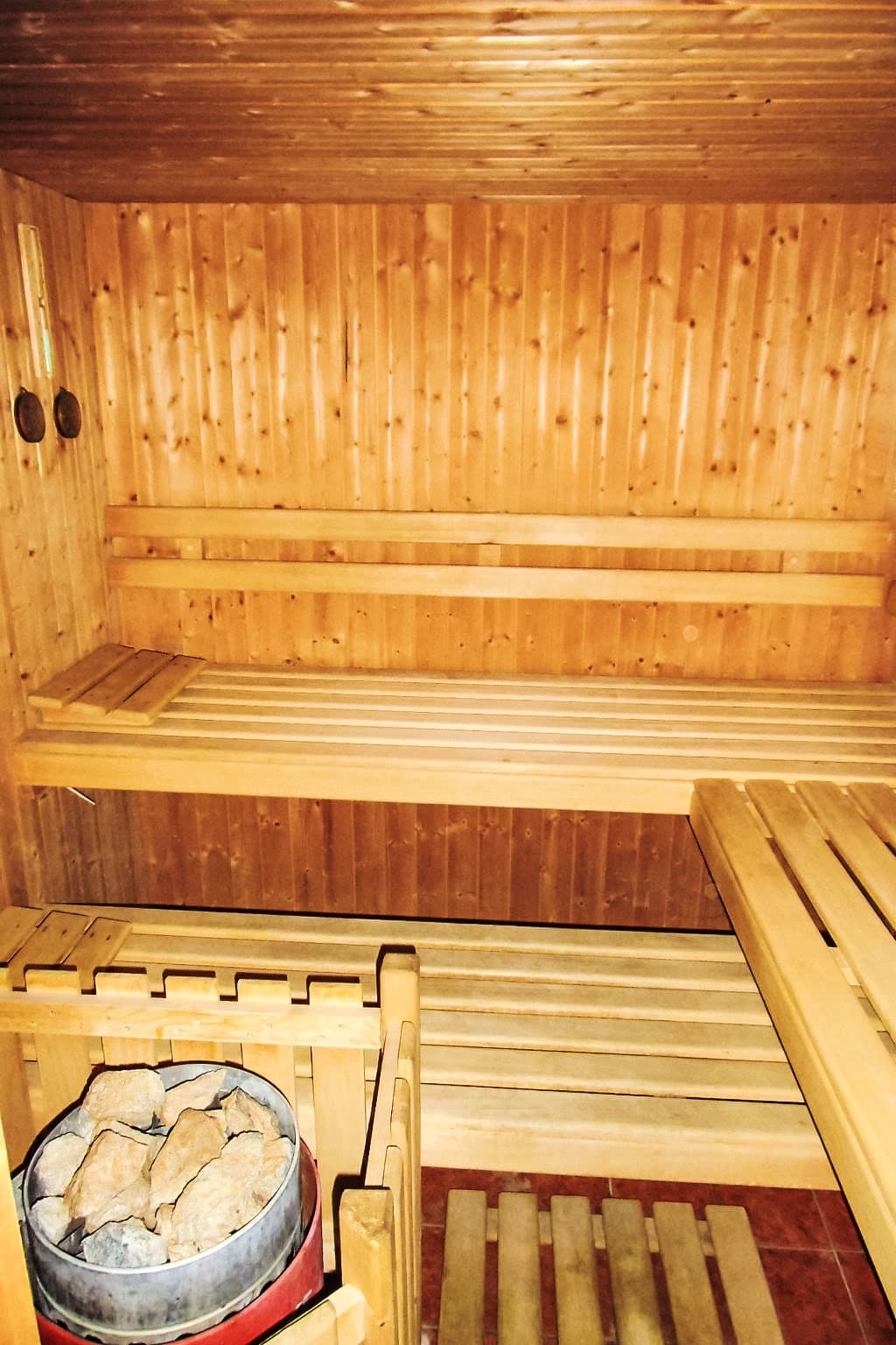 Bathroom / Wellness
