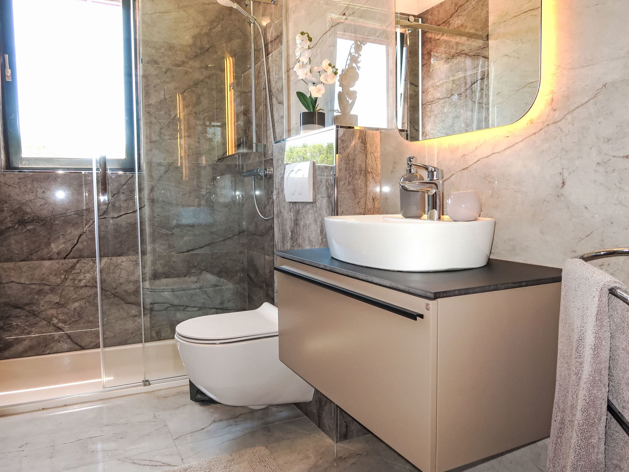 Bathroom / Wellness
