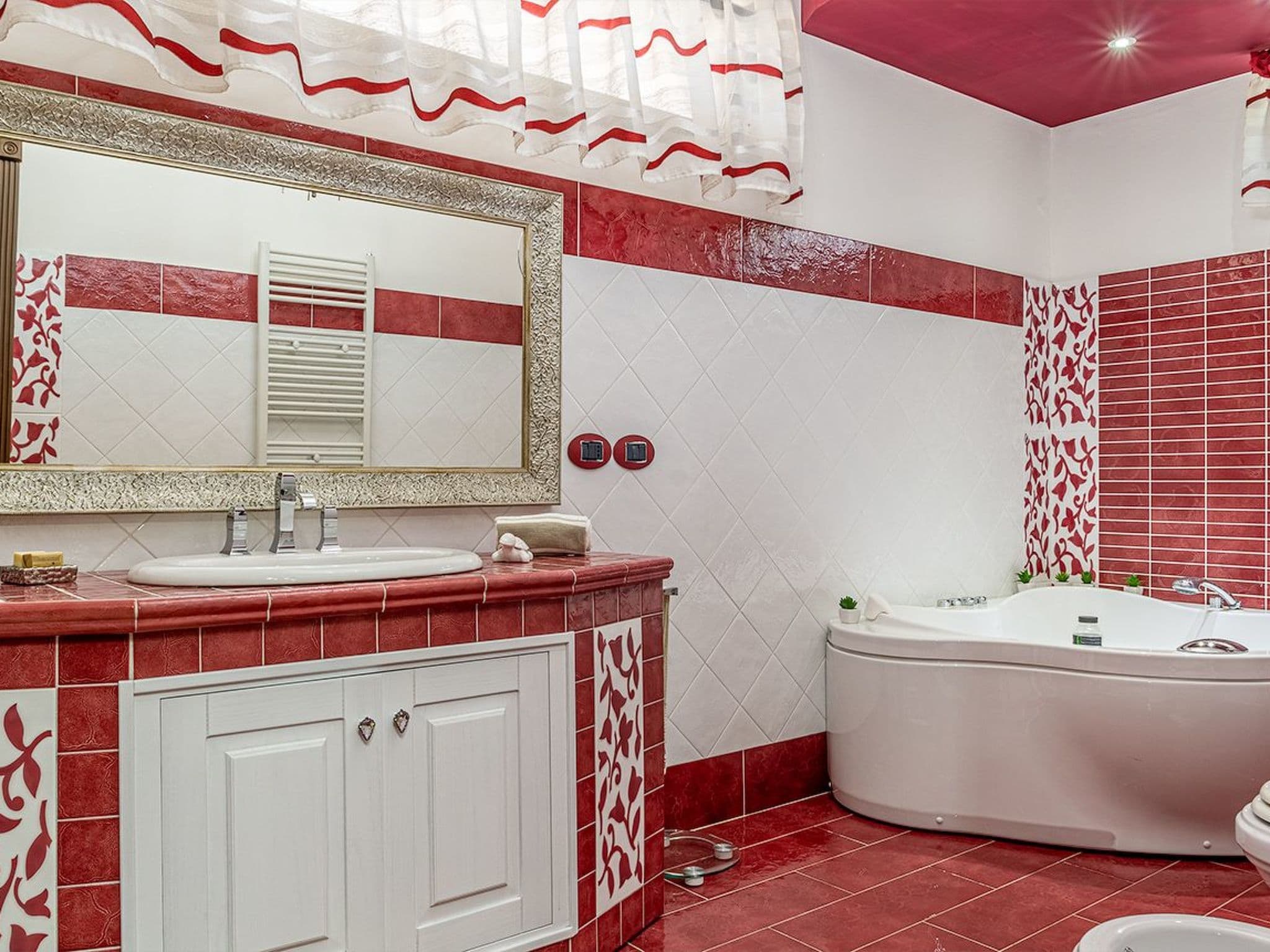Gallery Image 30