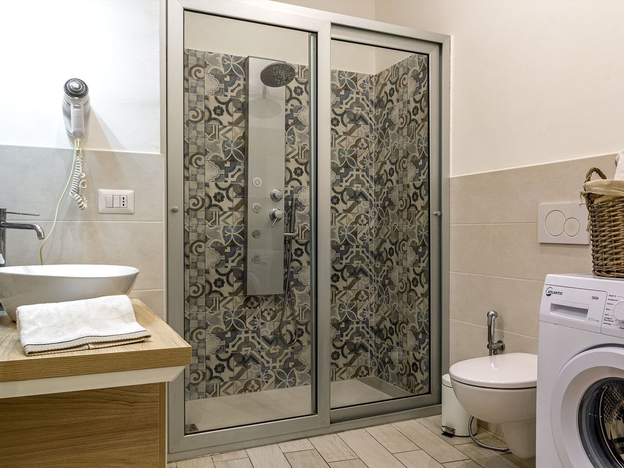 Bathroom / Wellness