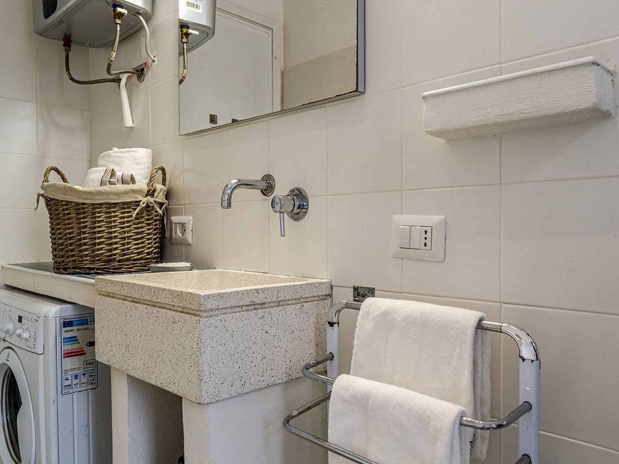 Bathroom / Wellness