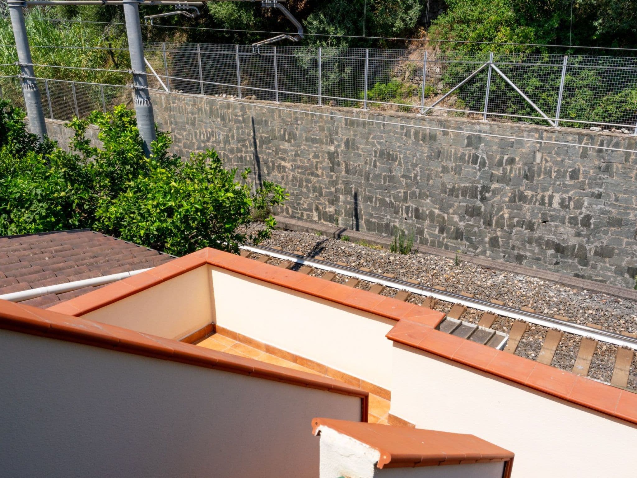 Gallery Image 18
