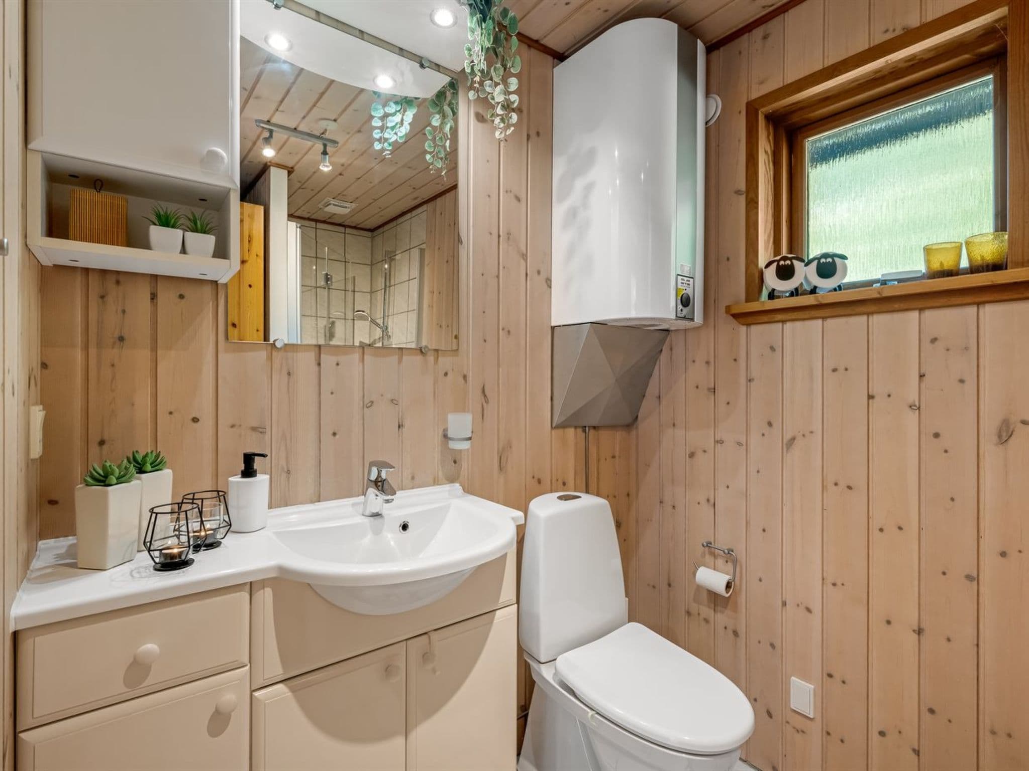 Bathroom / Wellness