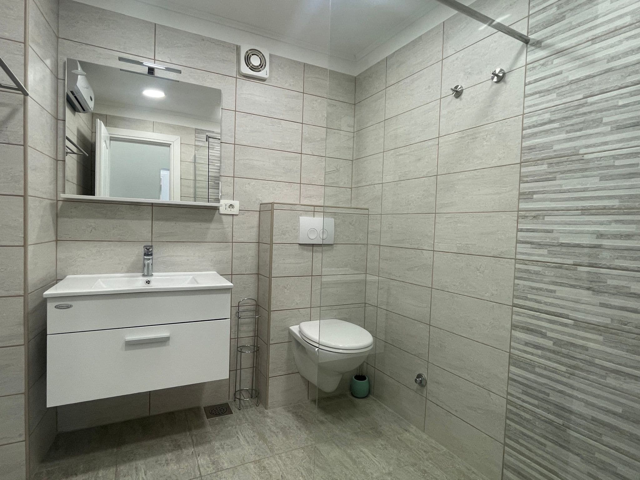 Gallery Image 21