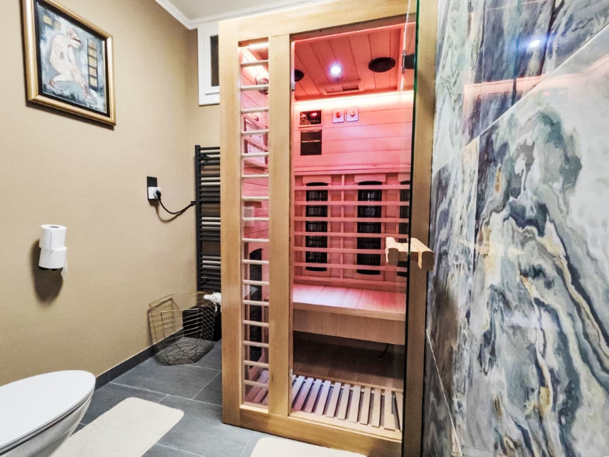 Bathroom / Wellness