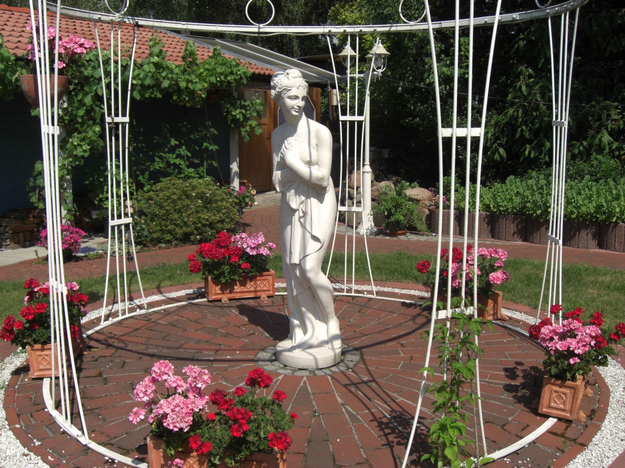 Gallery Image 15