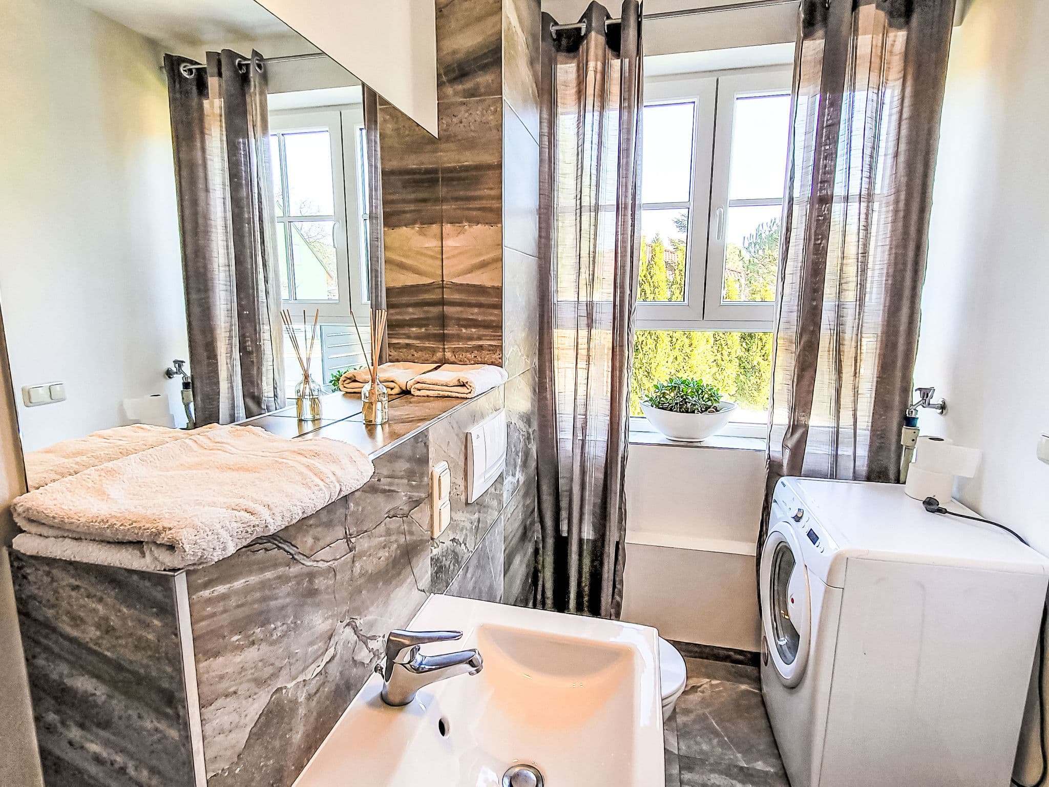 Bathroom / Wellness