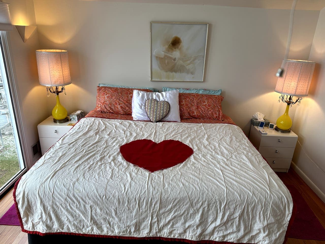 Valentine's Month bedspread or upon request before last cleaning before your arrival to ensure it is on the bed. If too late, please inquire where to find it