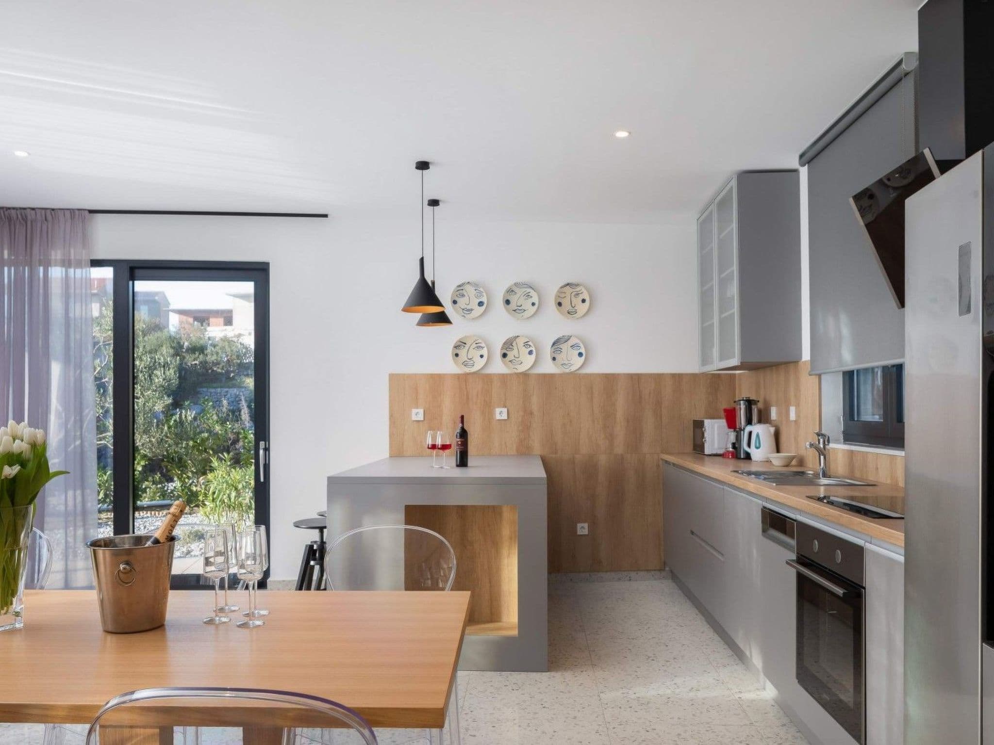 Kitchen / Dining Room