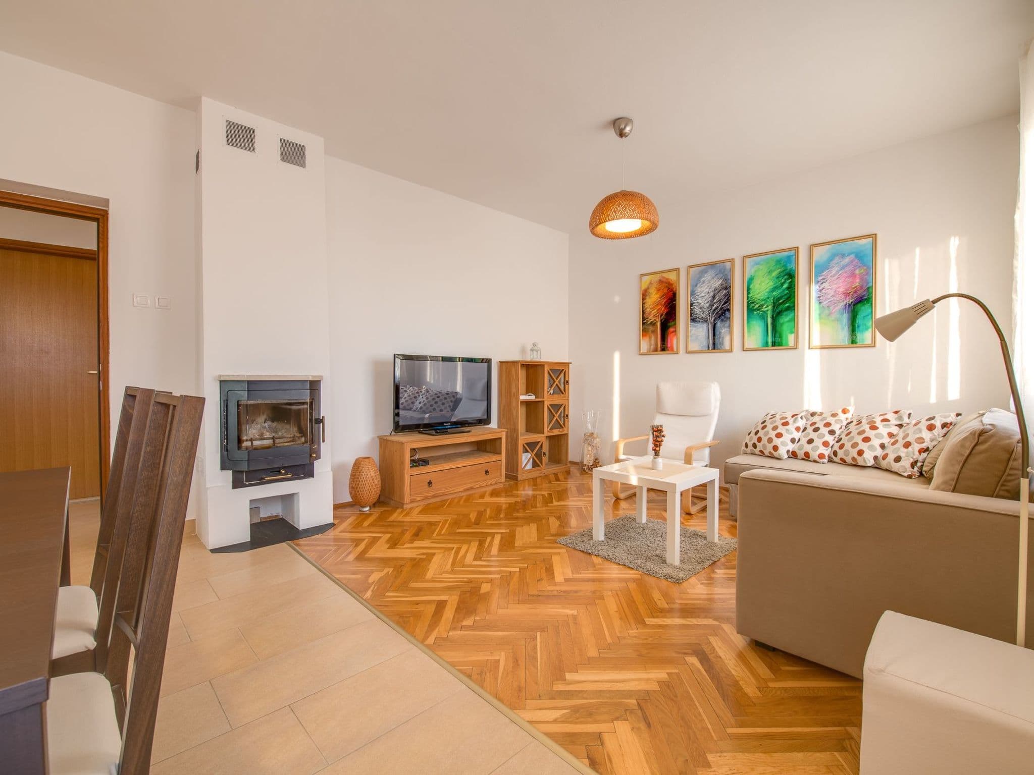 Gallery Image 19