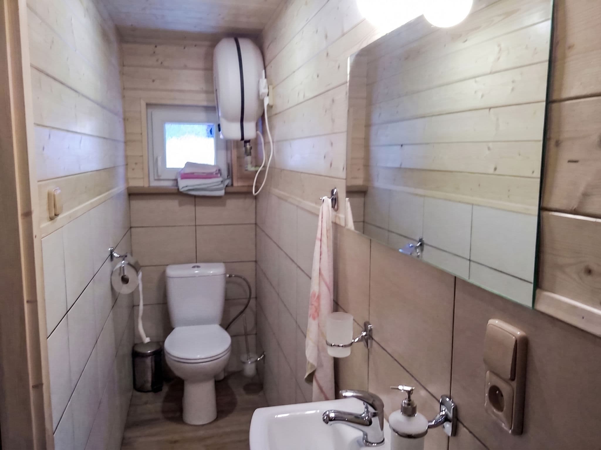 Bathroom / Wellness